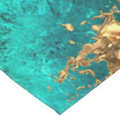 Emerald Jade Gold Splatter Abstract Tischdecke (Schrägansicht)