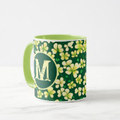 Emerald Kleeblatt Tapestry: Dunkle grüne Freude Tasse (Vorderseite Links)