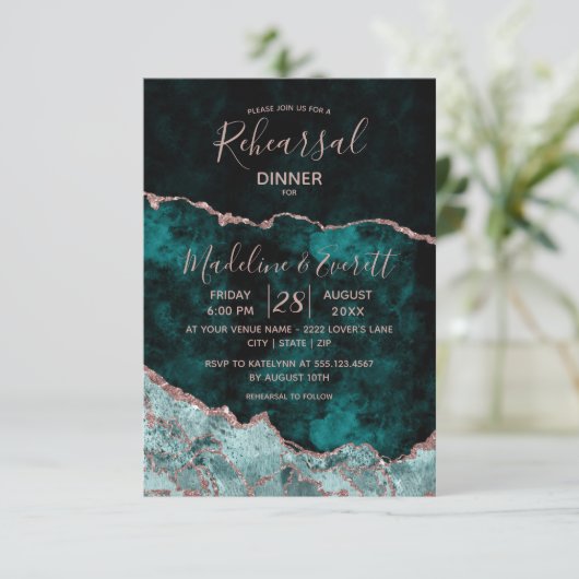 Emerald & Rose Gold Agate Hochzeit Probe Dinner Einladung (Stehend Vorderseite)