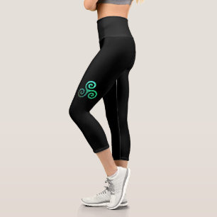 Emerald Triskele Altes keltisches Symbol Capri Leggings