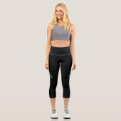 Emerald Triskele Altes keltisches Symbol Capri Leggings (Vorderseite)