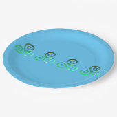 Emerald Triskele Altes keltisches Symbol Pappteller (Schrägansicht)