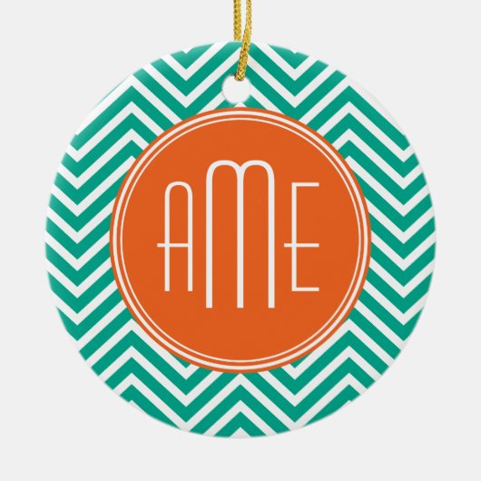 Emerald und Orange Chevrons Custom Triple Monogram Keramikornament (Vorne)