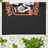 Emergency Department Funny Halloween Nurse Essenti Geschirrtuch (Gefaltet)