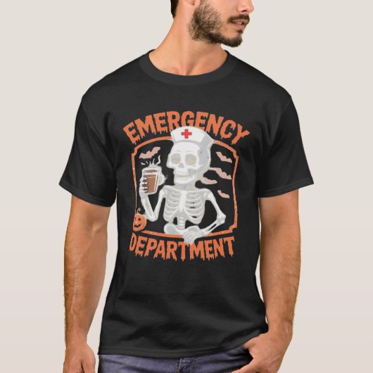 Emergency Department Funny Halloween Nurse Essenti T-Shirt (Vorderseite)