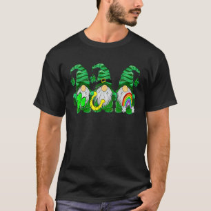 Emergency Nurse Squad Pflege St Patrick Day Gnome T-Shirt