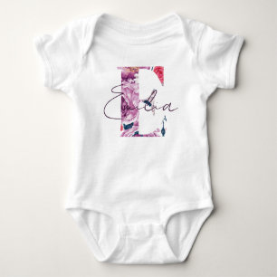 Emilia Baby Name Blumen Script Vintag Floral E Strampler