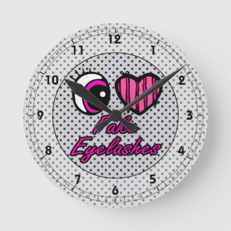 Emo Eye Heart I Liebe Fake Eyelashes Runde Wanduhr