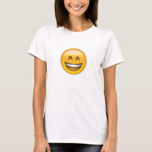Emoji lächelnder Gesichts-offener Mund und T-Shirt