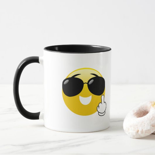 Emoji mittlerer Finger mit der Tasse (Mit Donut)