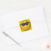 Emoticon mit Sonnenbrille Quadratischer Aufkleber (Umschlag)