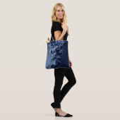 Emotionale blaue Rauchkunst Tasche (Am Model)