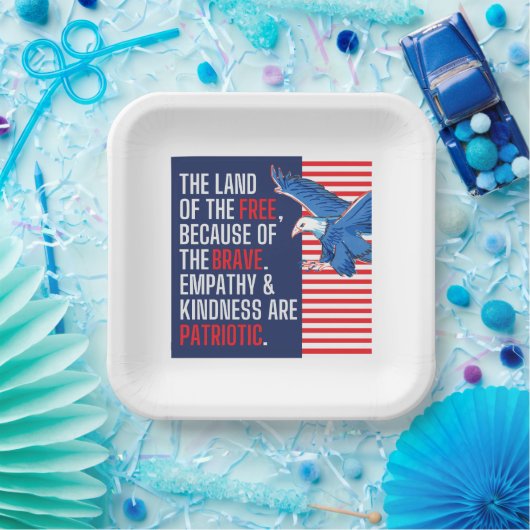 Empathie und Freundlichkeit sind Patriotisch Pappteller (Party)