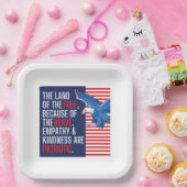 Empathie und Freundlichkeit sind Patriotisch Pappteller (Party)