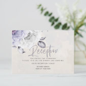 EMPFANG | Rustikale Lilac und Alabaster Peony Flor Einladung (Stehend Vorderseite)