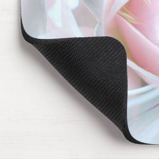 Empfindliche Rose im Marmor Mousepad (Ecke)