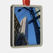 Empire State Gebäude Manhattan Silbernes Ornament (Rechts)