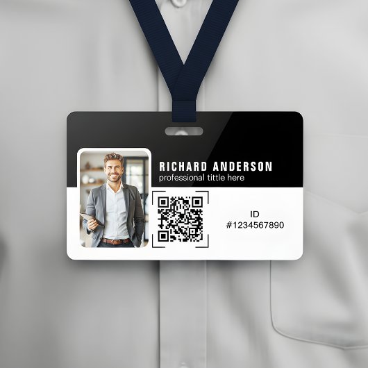 Employee ID Professional Corporate QR Code Badge Ausweis