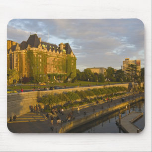 Empress Hotel und Innenhafen; Mousepad