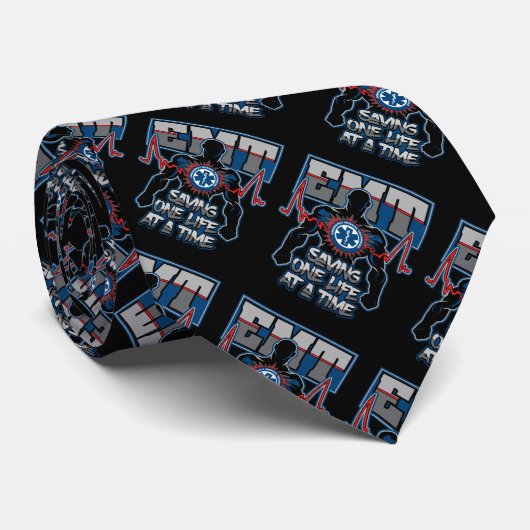 EMT, das auf einmal ein Live rettet Krawatte (Gerollt)