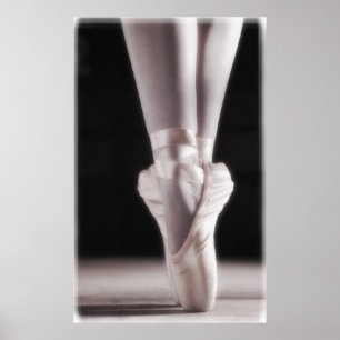 En Pointe Poster