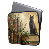 Enchanted Black Cat Library Laptopschutzhülle (Vorderseite Links)