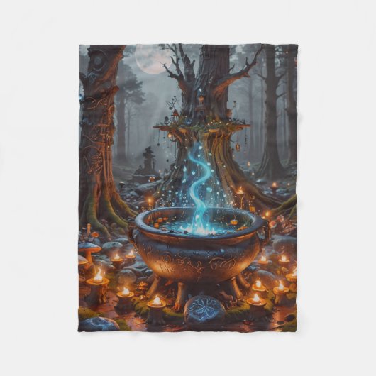 Enchanted Forest Cauldron Under the Moonlight Fleecedecke (Vorderseite)