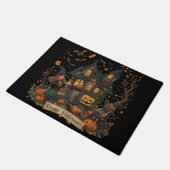 Enchanted Haunted House Halloween Fußmatte (Schrägansicht)