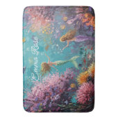 Enchanted Mermaid Underwater Scene Badematte (Vorderseite Vertikal)