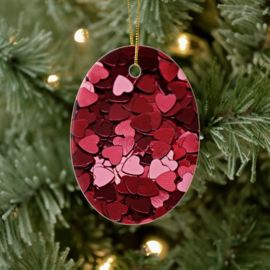 Enchanted Ruby Bliss Heart Confetti Pattern Keramik Ornament (Baum)