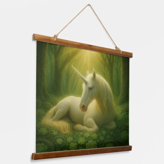 Enchanted Unicorn Wandteppich Mit Holzrahmen (Gewinkelt)