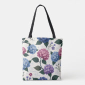 Enchanting Hydrangea Garden Wird Dreamy Floral Tasche (Rückseite)