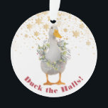 Enck the Halls Christmas Duck Ornament<br><div class="desc">Auf einer Seite dieses skurrilen Ornaments befindet sich eine weiße Pekinente,  die eine Aquarellpflanze und einen Beerenkranz trägt. Auf der anderen Seite befindet sich ein hübscher Kranz mit der Meldung "Frohe Weihnachten". Alle Kopien können geändert und personalisiert werden,  wenn Sie das Anpassungsprogramm verwenden möchten.</div>