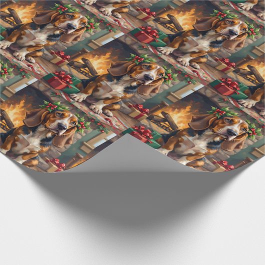 Endearing Basset Hound Dog with Christmas Wreath Geschenkpapier (Ecke)