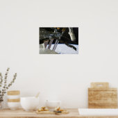 Endevor's Arm inmitten des internationalen Raumsta Poster (Küche)