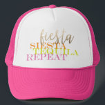Endgültige Fiesta Bachelorette Gefallen individuel Truckerkappe<br><div class="desc">Feiern Sie Ihren Bachelorette mit einer finalen Fiesta! Dieser personalisierbare LKW ist ein großartiges Gastgeschenk für alle Gäste eines epischen Bachelorette Fiesta! "Fiesta siesta tequila wiederholen" Grafik ist farbenfroh und hell mit modernen Typografie, so kann auf jede Farbe, aber der weiße Hintergrund macht es Pop! Die Grafik kann verändert werden,...</div>