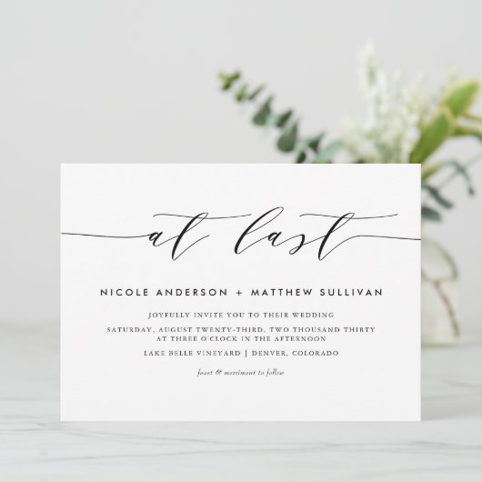 Endlich Black Modern Minimalistisch Script Wedding Einladung (Stehend Vorderseite)