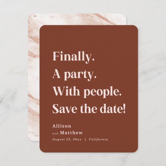 Endlich ein Party Simple Text Sienna Minimalistisc Save The Date (Vorne/Hinten)