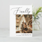 Endlich elegante Schwarz-Weiß-Foto-Hochzeit Save The Date (Stehend Vorderseite)