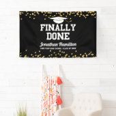 Endlich fertig Black Gold Graduation Party Banner (Insitu)