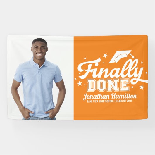 Endlich Fertig Orange Graduation Party Foto Banner (Horizontal)