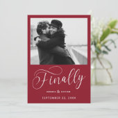 Endlich Minimalistische Hochzeit Foto Save the Dat Date (Stehend Vorderseite)