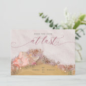 Endlich rosa Sandstrand mit Glitzy Seashells Einladung (Stehend Vorderseite)