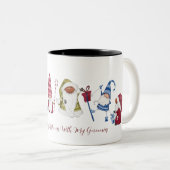 Endlich Weihnachten mit meinen Gnomen Funny Gnomes Zweifarbige Tasse (VorderseiteRechts)