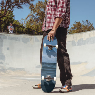 Endlose Blaue Ozeanwellen 1 Skateboard