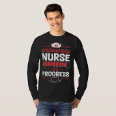 Endos Nurse In Progress Nursing School Student Col T-Shirt (Vorne ganz)