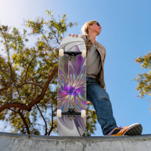 Energetische, farbenfrohe Abstrakte Fraktal Kunst  Skateboard