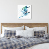 Energetischer Skifahrer in Blue Jacket - Fesselnde Leinwanddruck (Insitu (Schlafzimmer))