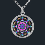 Energie-heilendes Mandala ~ der Heiler Anna Rosa Sterling Silberkette<br><div class="desc">Wie ein geistiger Energieheiler des beruflichen Abstandes seit 2001, ich gelernt haben, sich entwickelt und verwendet dem Power der heilenden Absicht der Energie. Mein ganzer SCHMUCK MIT ABSICHT (R) trägt die heilende Energie der positiven Äusserung. Diese Energie-Mandalahalskette des Sterlingsilbers heilende ist bereit, Ihre eigene persönliche Absicht zu empfangen. Wenn diese...</div>