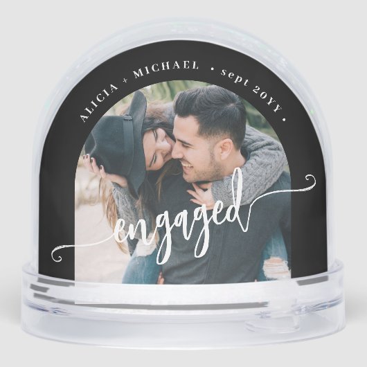 Engaged couple 2 photo script personalized schneekugeln (Rückseite)